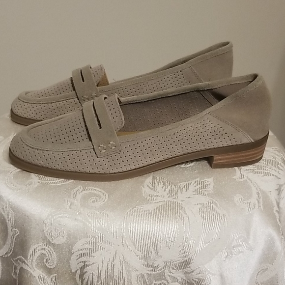 Lucky Brand Suede Loafer Shoes NWT - Picture 1 of 7